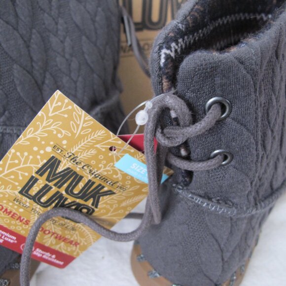 New in Box - Muk Luks Gray Hoboken Ankle Boots - 6.5 - Picture 7 of 10